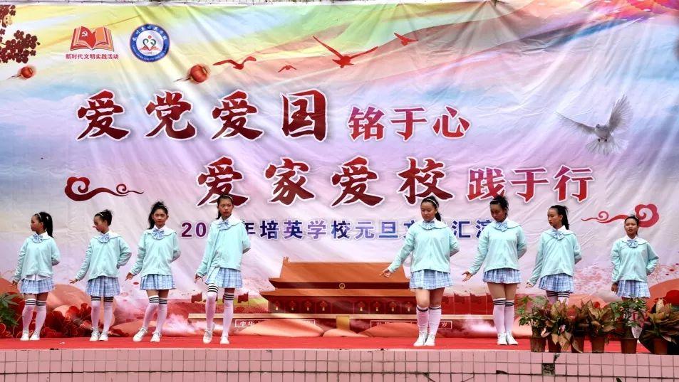 ln函数的性质是什么？游戏画面